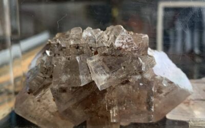 歴史が作り上げた津軽クリスタル